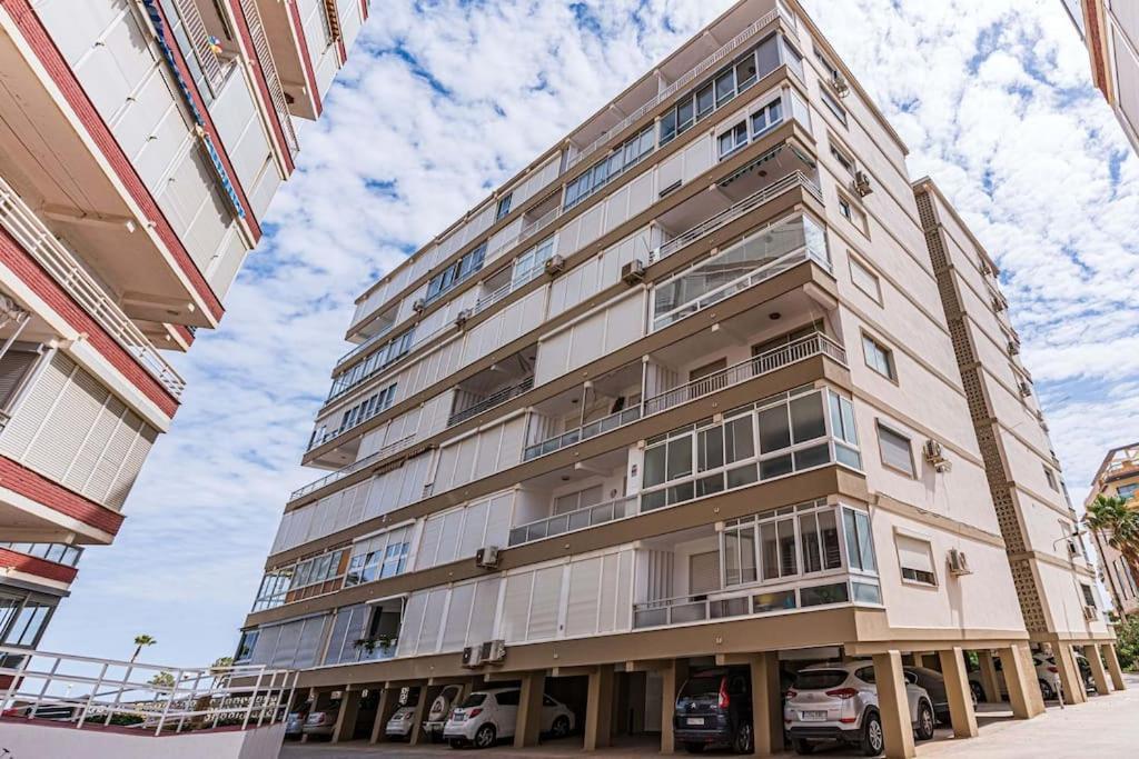 Sea Apartment Торре-дель-Мар Екстер'єр фото